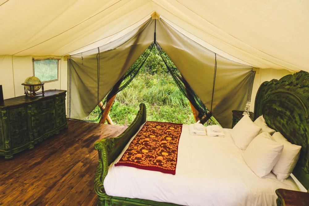 Fronterra Farm- Luxury Camp Experiences * Hillier