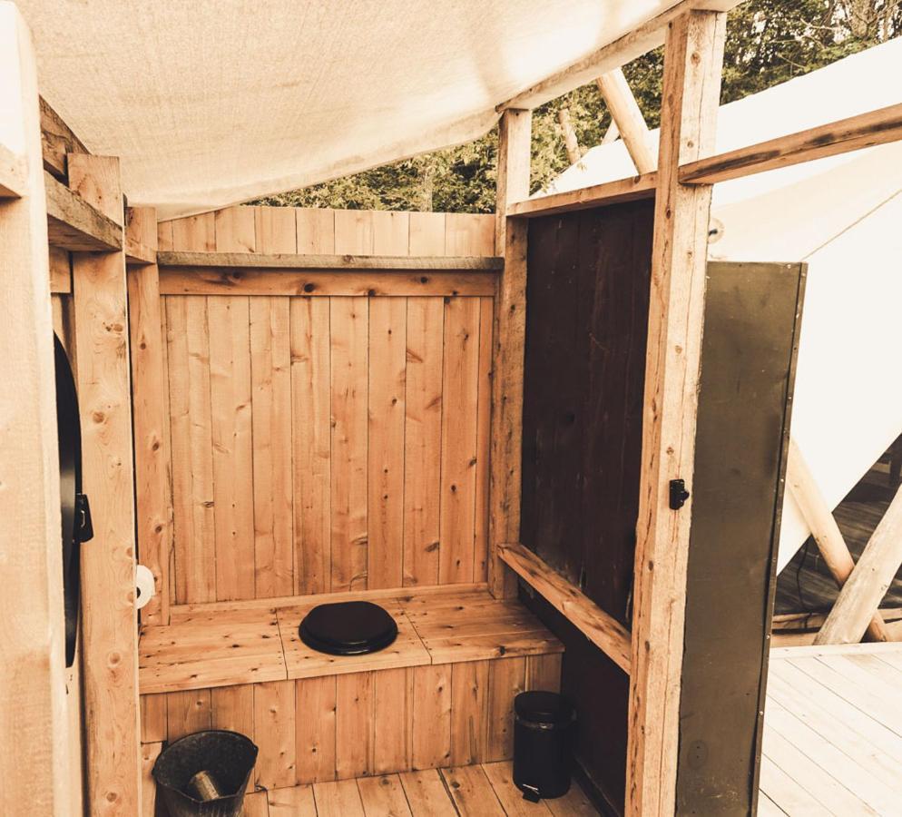 Fronterra Farm- Luxury Camp Experiences Camping Hillier