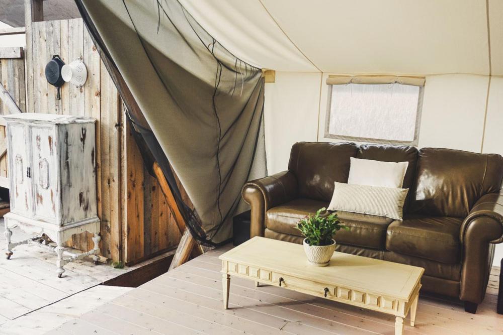 Camping Fronterra Farm- Luxury Camp Experiences